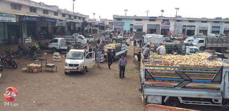 سوق الهال في مدينة طفس في ريف درعا الغربي