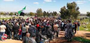 مظاهرة في مقبرة الشهداء في درعا البلد