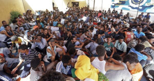شهادات لمهاجرين من درعا في ليبيا حول سجون الهجرة وتجار البشر