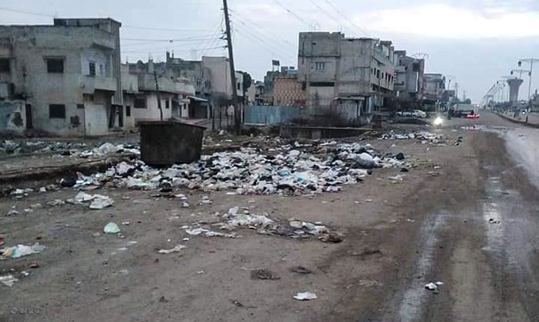 تراكم النفايات في مدينة داعل