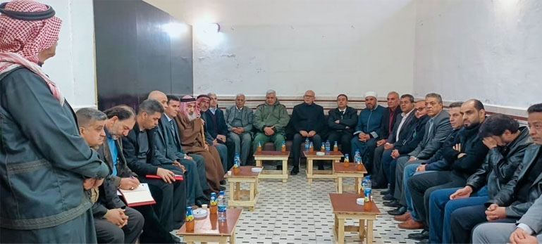 اجتماع محافظ درعا لؤي خريطة مع وجهاء درعا البلد