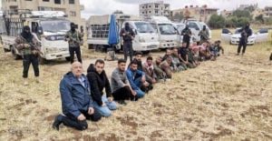 احتجاز مواطنين من درعا من قِبل مجموعة مسلحة في السويداء