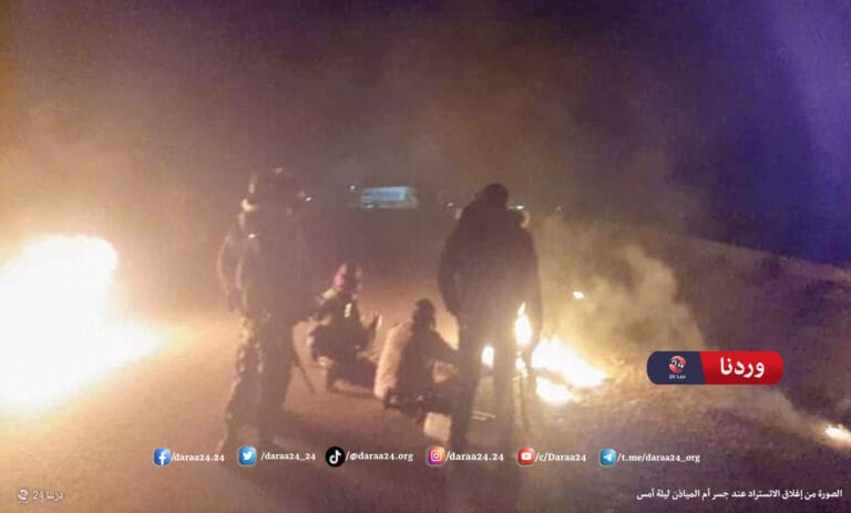 اعلاق الاتستراد الدولي عند جسر أم المياذن