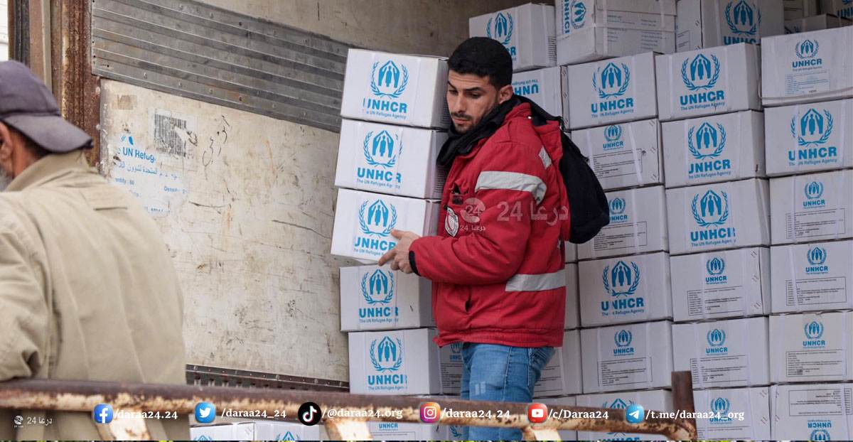 توزيع مساعدات أممية من قبل الهلال الأحمر السوري في محافظة درعا