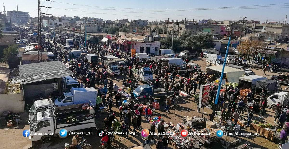 السوق الشعبي في مدينة نوى في ريف محافظة درعا الغربي