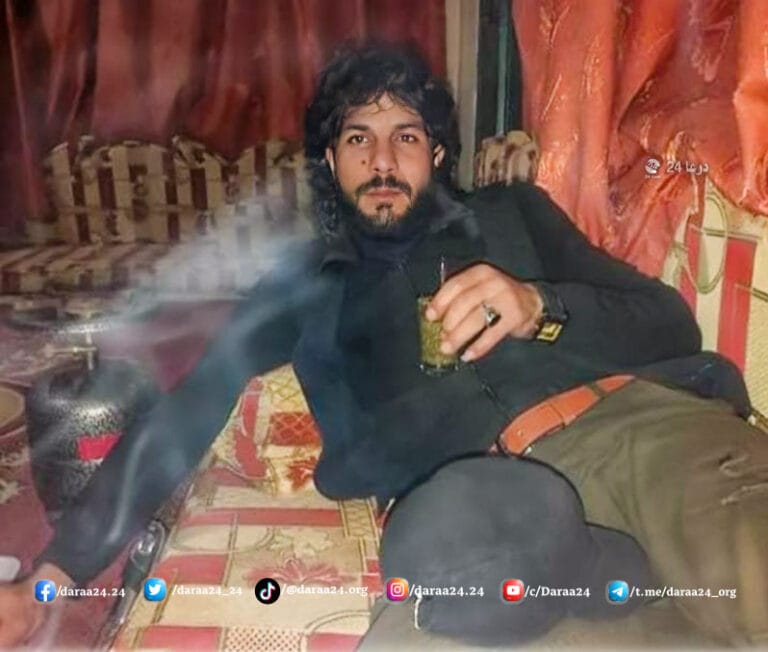 الشاب مؤيد يحيى الشاكوش من مدينة جاسم في الريف الشمالي من محافظة درعا