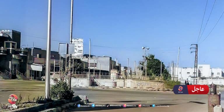 الساحة العامة في مدينة جاسم في منطقة الجيدور في ريف محافظة درعا الشمالي.