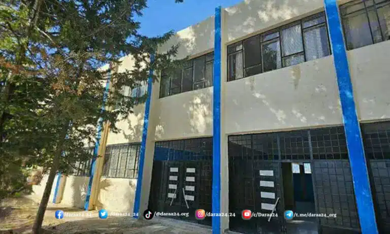 مدرسة برمو في مدينة طفس