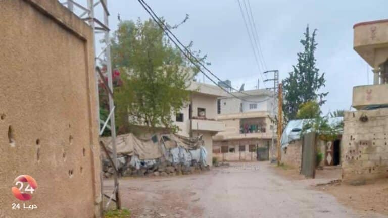 إصابة طفل بطعنة سكين غربي درعا