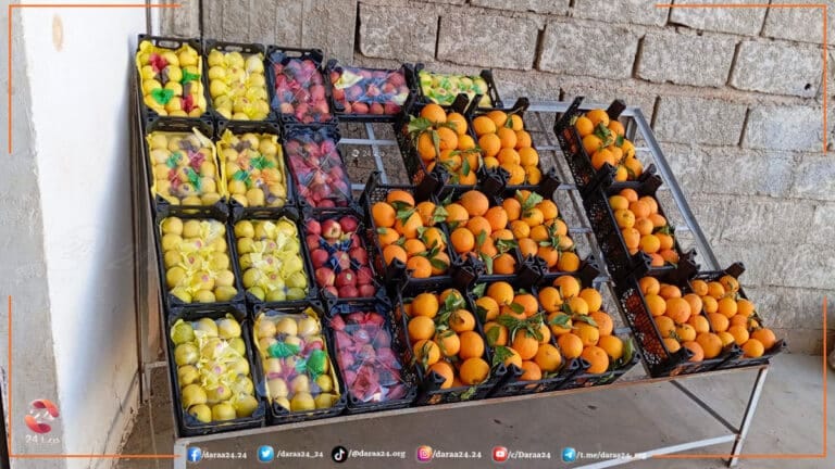 محل لبيع الخضروات والفواكه في مدينة بصرى الشام