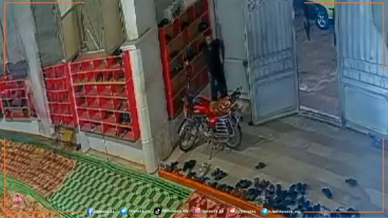 سرقة دراجة نارية من أحد مساجد مدينة درعا