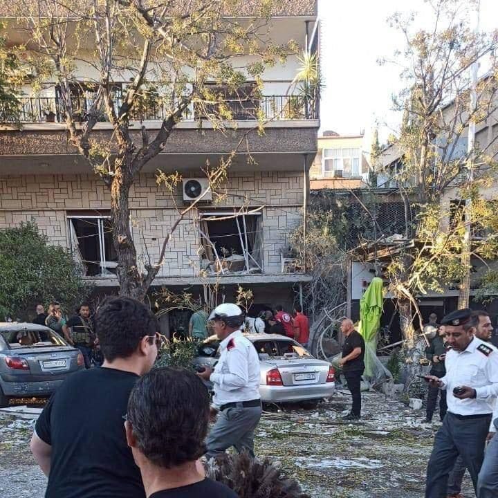 قصف حي المزة بدمشق من قبل الطيران الإسرائيلي