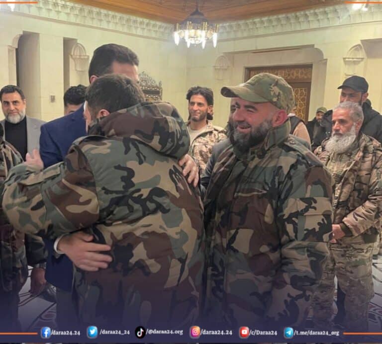 من الاجتماع في دمشق حضره "محمود البردان، أبو مرشد" من مدينة طفس غربي درعا، و"مؤيد الأقرع، أبو حيان" من بلدة حيط