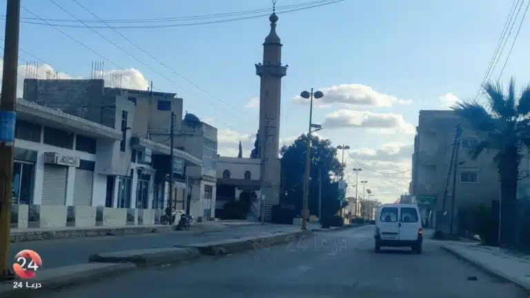مدينة إزرع وسط درعا