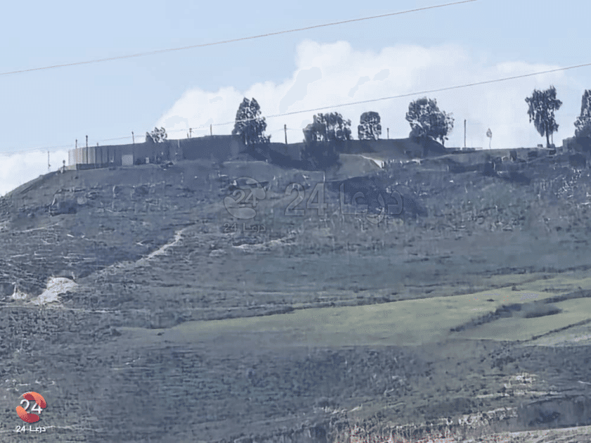 سكّان قرية معرية تحت وطأة التواجد العسكري الإسرائيلي: معاناة وصوت غير مسموع 52 ثكنة الجزيرة العسكرية على أطراف قرية معرية في منطقة حوض اليرموك في الريف الغربي من محافظة درعا