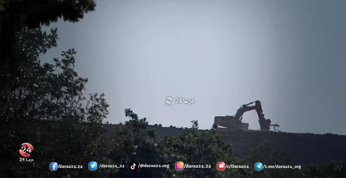 تجريف الاشجار في حرش الشحار في ريف القنيطرة الشمالي