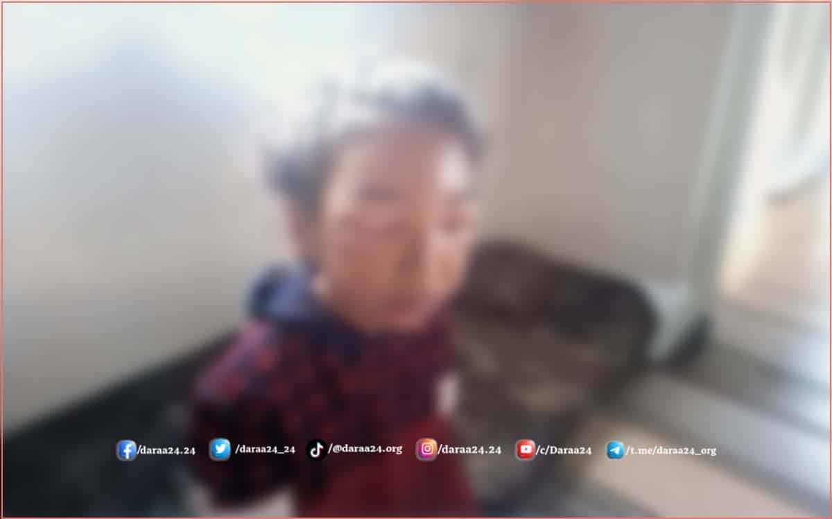 خلايا نحل بين المنازل وعلى حافة الطرقات في قرية عابدين