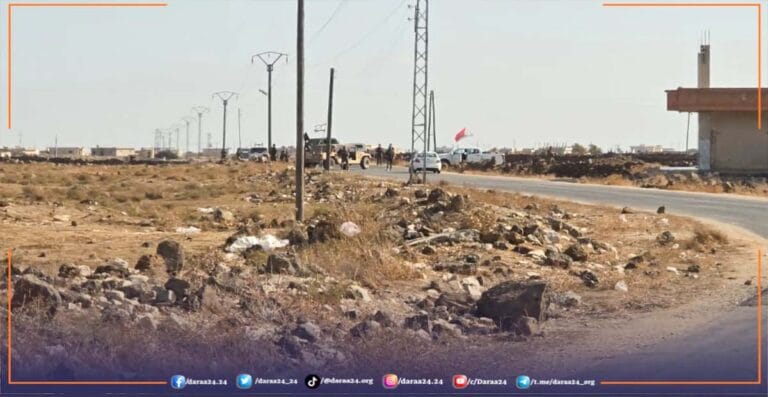 قوة إسرائيلية تحتجز "سرفيس" بداخله مدنيين على طريق جباثا الخشب في ريف القنيطرة 1 حاجز بين العجرف وأم باطنة بريف القنيطرة