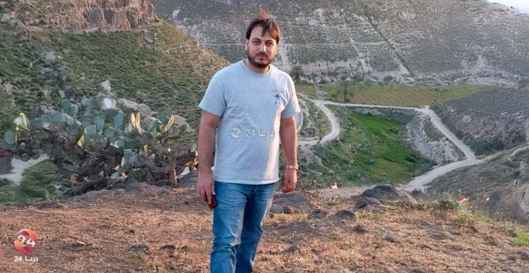 الزميل محمود الحربي