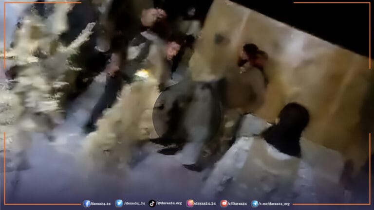 حملة اعتقالات في السويداء بعد اتهامات بوجود “خرق داخلي” وممارسات مهينة بحق معتقلين<br> 7 حملة اعتقالات في السويداء بعد اتهامات بوجود “خرق داخلي” وممارسات مهينة بحق معتقلين