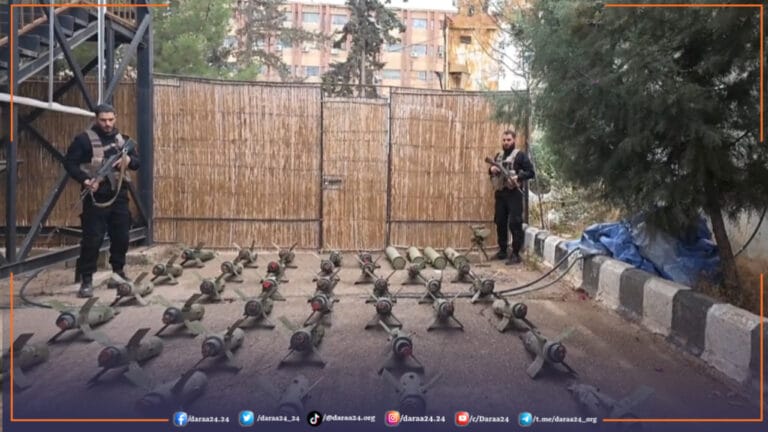 الأمن الداخلي في درعا يضبط مستودع أسلحة 5 صورة من الأسلحة التي تم ضبطها شرقي درعا