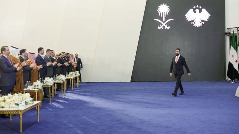 سوريا والسعودية توقّعان اتفاقيات استراتيجية في عدة قطاعات حيوية