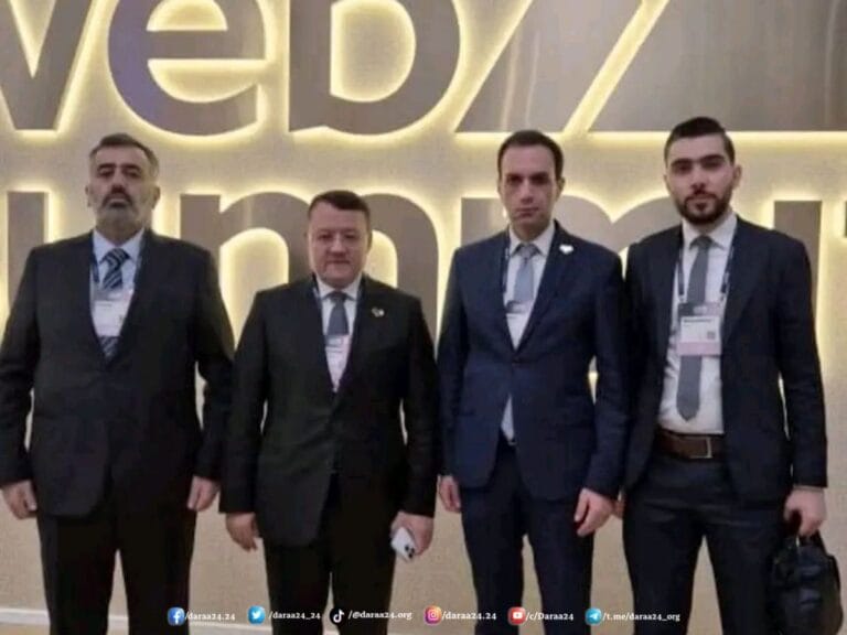 الوفد السوري المشارك في مؤتمر الويب بالدوحة في قطر