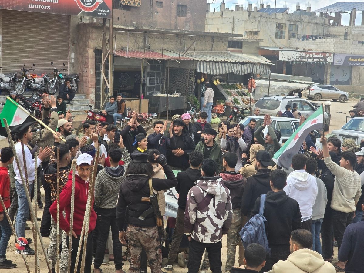 مظاهرة في مدينة طفس تضامناً مع الأسرى الفلسطينيين