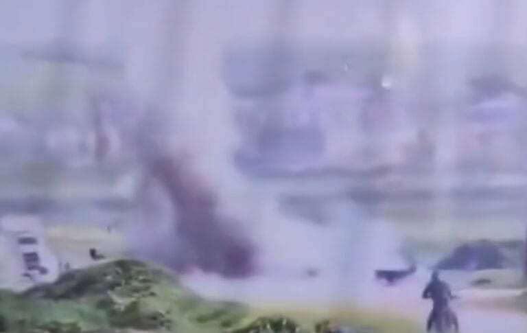 انفجار مخلفات حرب داخل سيارة