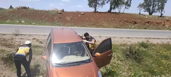 سيارة انحرفت عن مسارها على اتستراد دمشق درعا