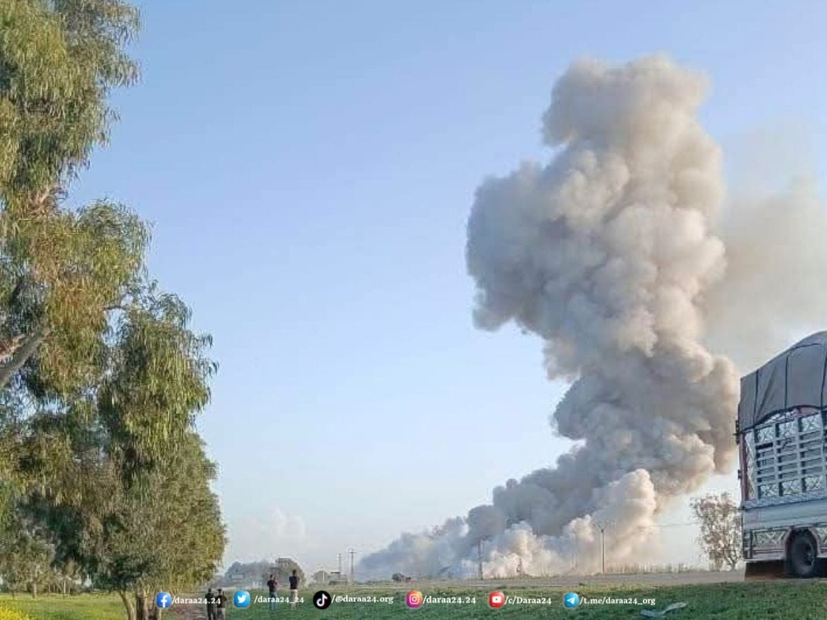 انفجارات ضخمة قرب اتستراد درعا - دمشق، ينتج عنها ضحايا ومصابين 1 انفجارات ضخمة قرب اتستراد درعا – دمشق، ينتج عنها ضحايا ومصابين