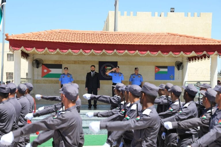 تخريج 300 شرطي سوري في الأردن ضمن دورة تأهيل شرطي
