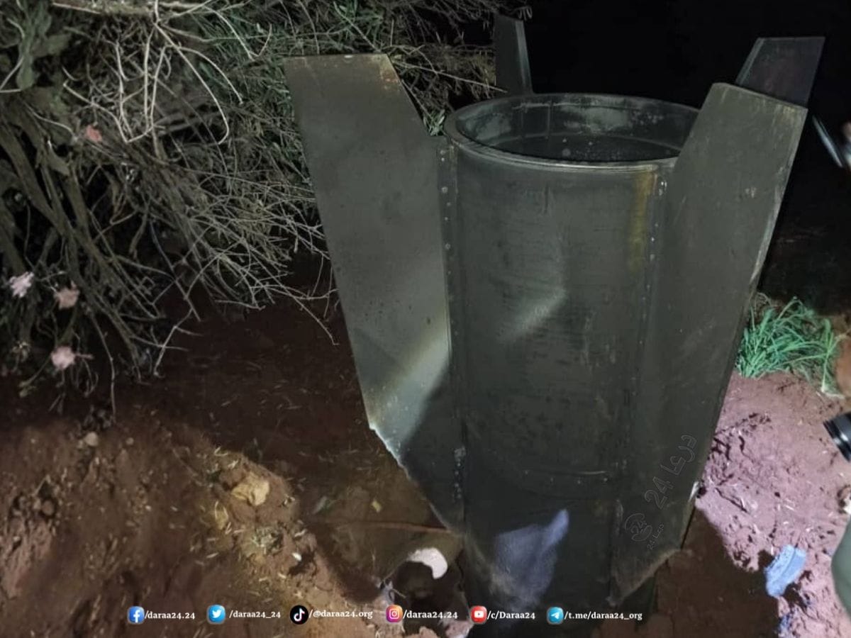 سقوط صاروخ قرب منزل في طفس وتحركات إسرائيلية في حوض اليرموك 
