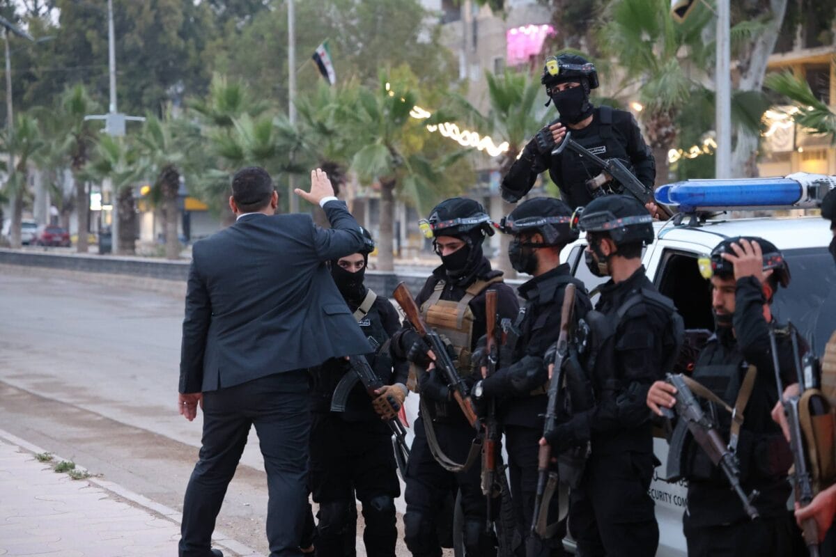 عناصر الأمن الداخلي في درعا