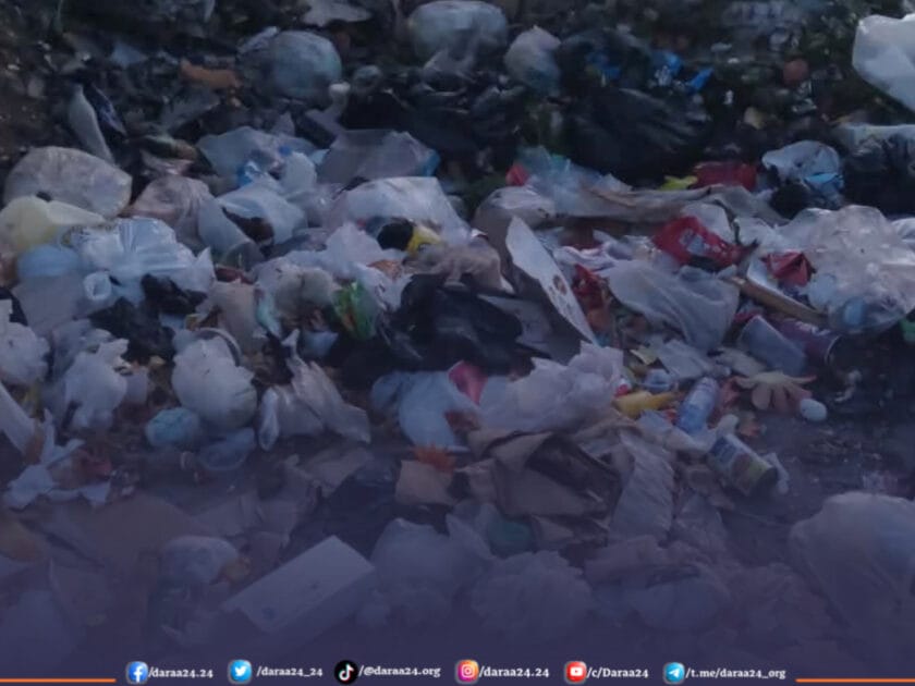 تراكم نفايات قرب المركز الثقافي في حارة العرمة5