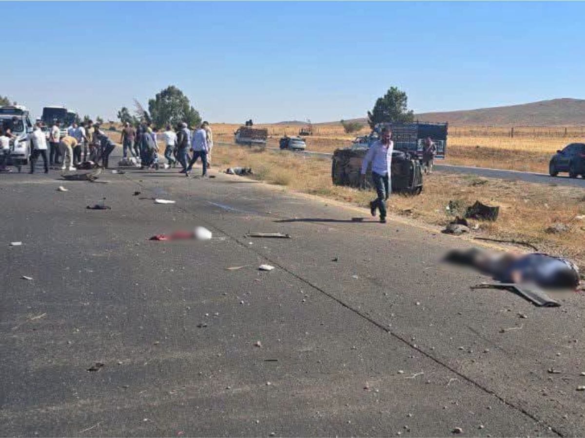ضحايا جراء حادث انقلاب سيارة على أوتستراد دمشق–درعا 1 حادث انقلاب سيارة على أوتستراد دمشق–درعا