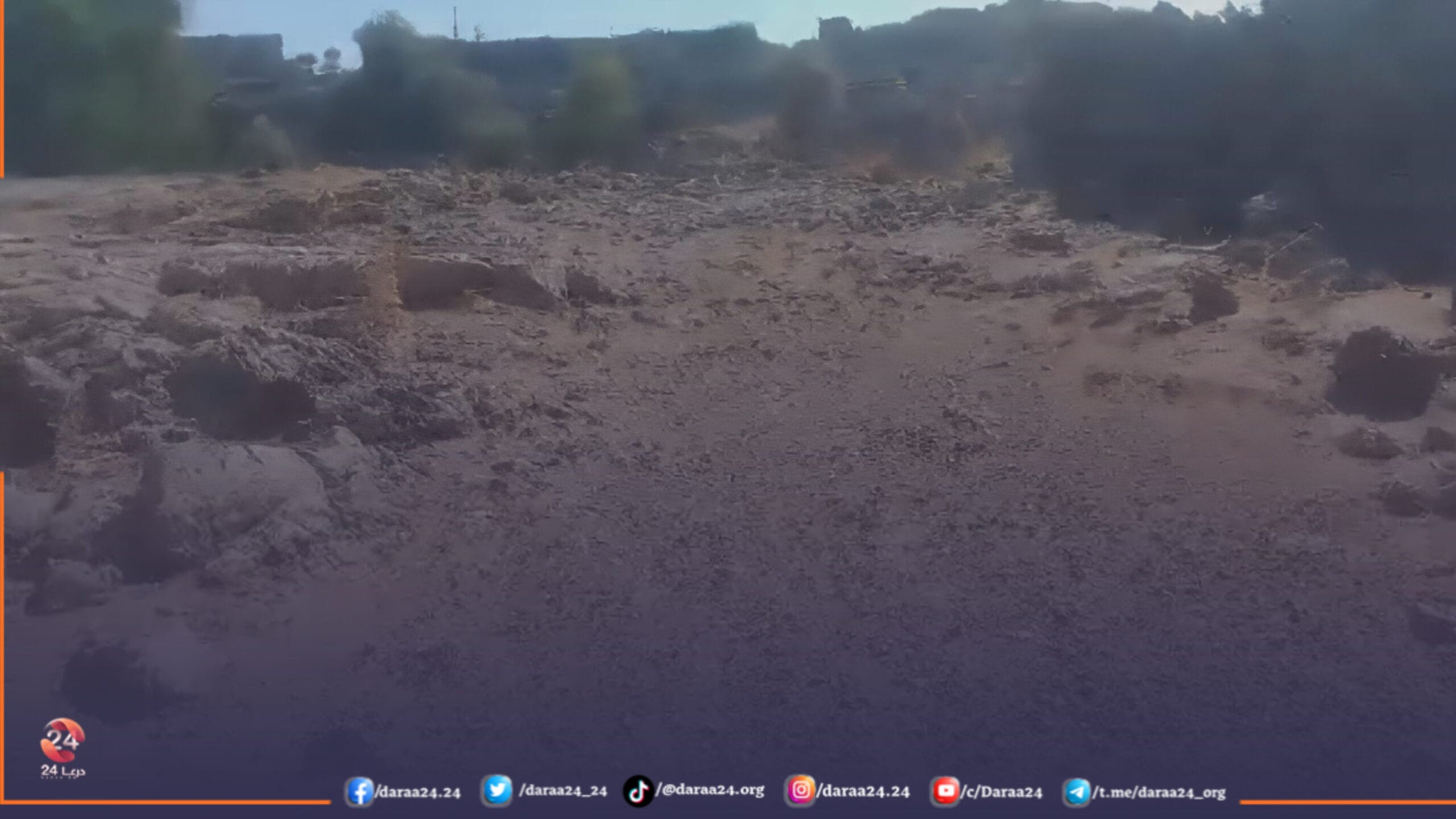 طريق متهالك يخدم معظم قرية جمرة في اللجاة.. والأهالي يناشدون بإصلاحه