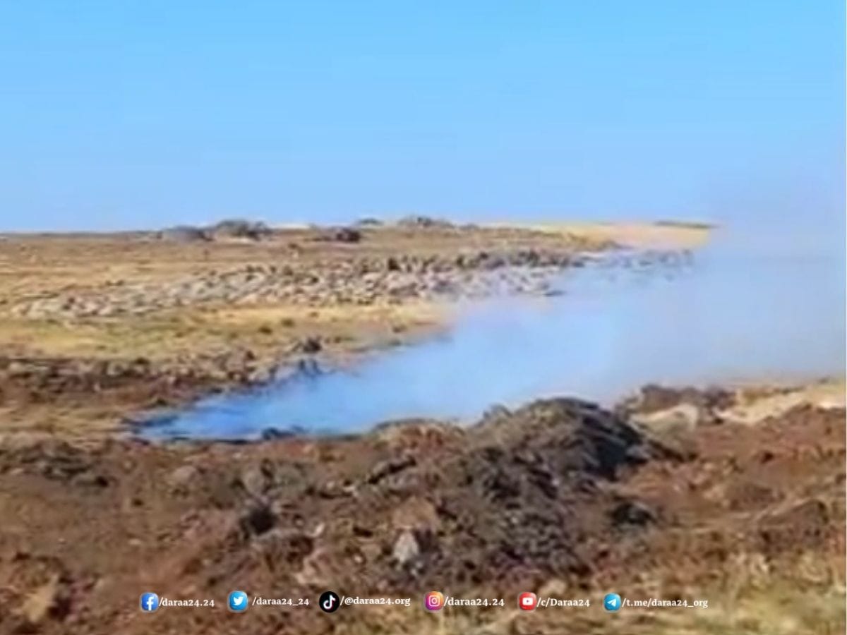 حرائق متكررة وروائح كريهة غرب بلدة معربة شرقي درعا.. والأهالي يطالبون بحلّ جذري